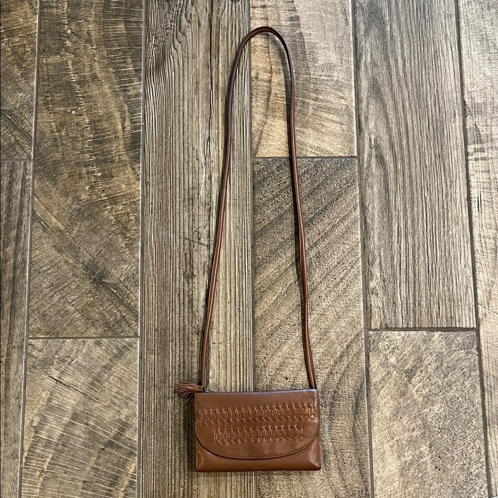 Fossil leather wallet crossbody